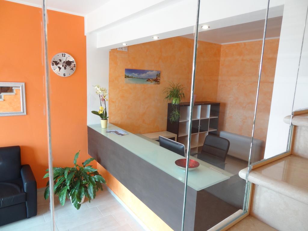 Affittacamere Rooms Di Matteo San Paolo di Iesi Экстерьер фото